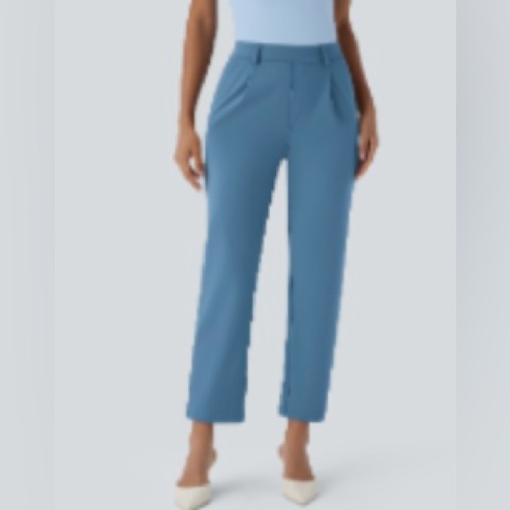 HALARA Cropped Straight-Leg Pants in Sky Blue